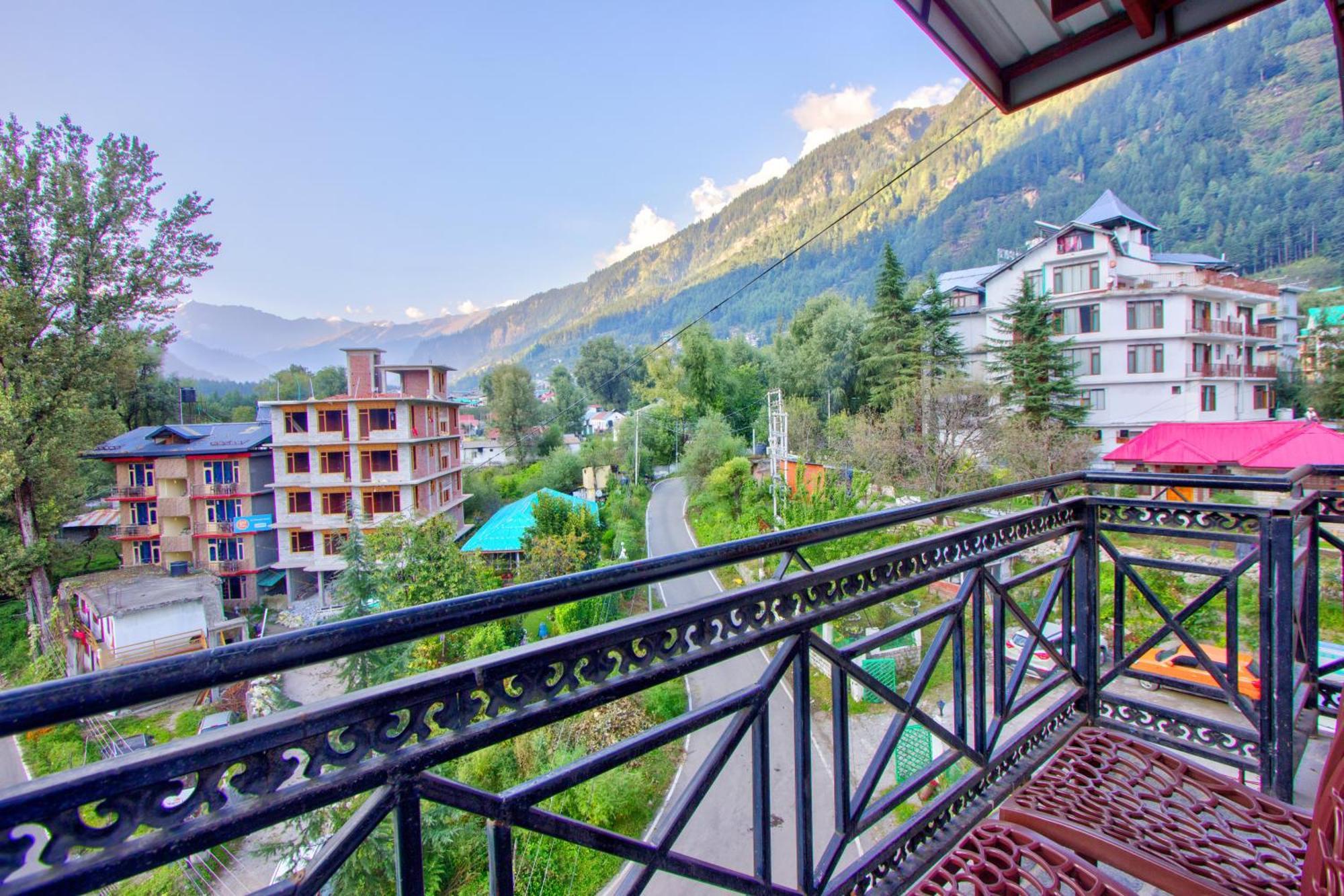 White Mountain Hotel Manāli Exterior foto